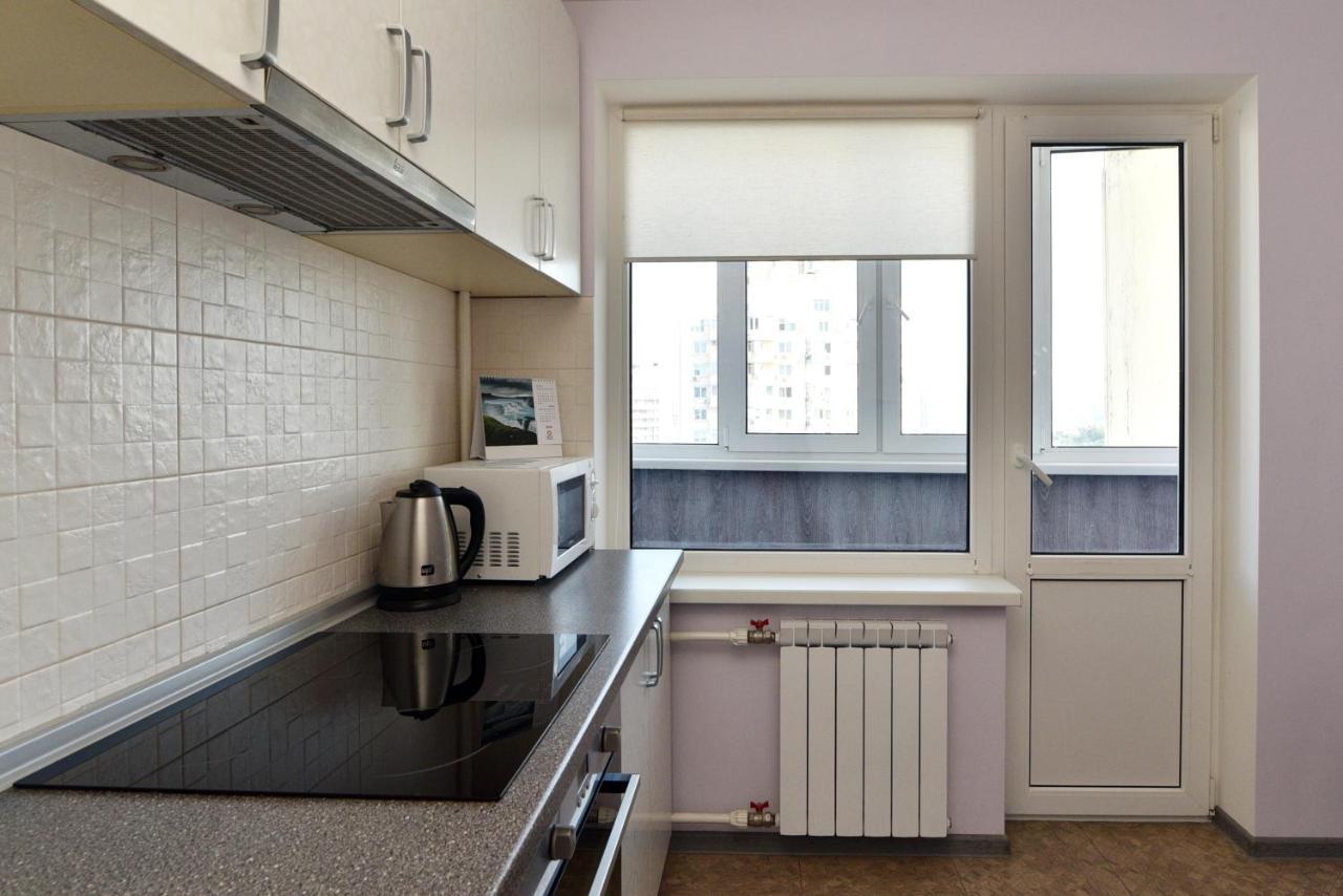 Apartament On Vasylia Lypkivskoho 24 Kyiv Exterior photo