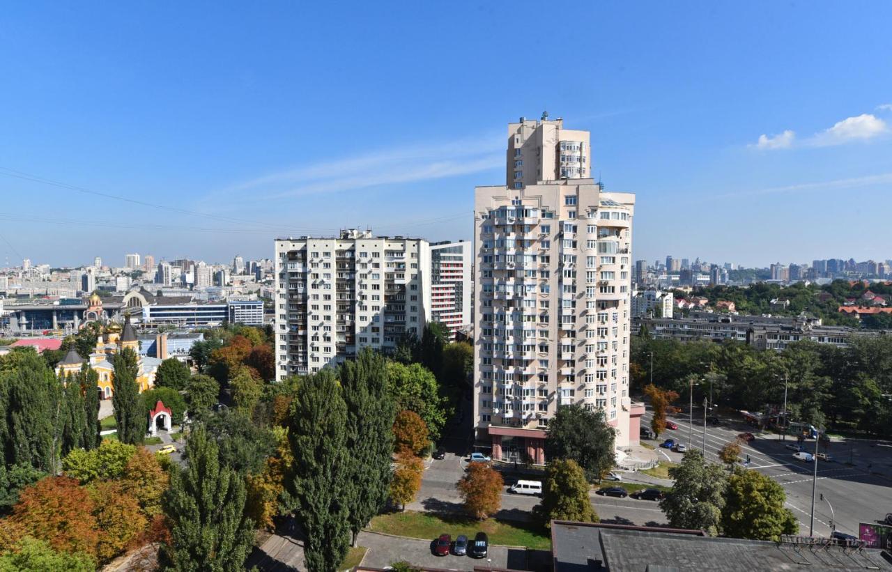 Apartament On Vasylia Lypkivskoho 24 Kyiv Exterior photo